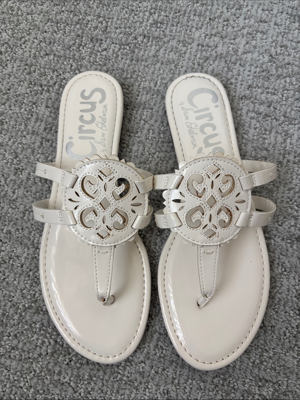 NWT Sam Edelman Circus White Patent Thong Sandals 8M